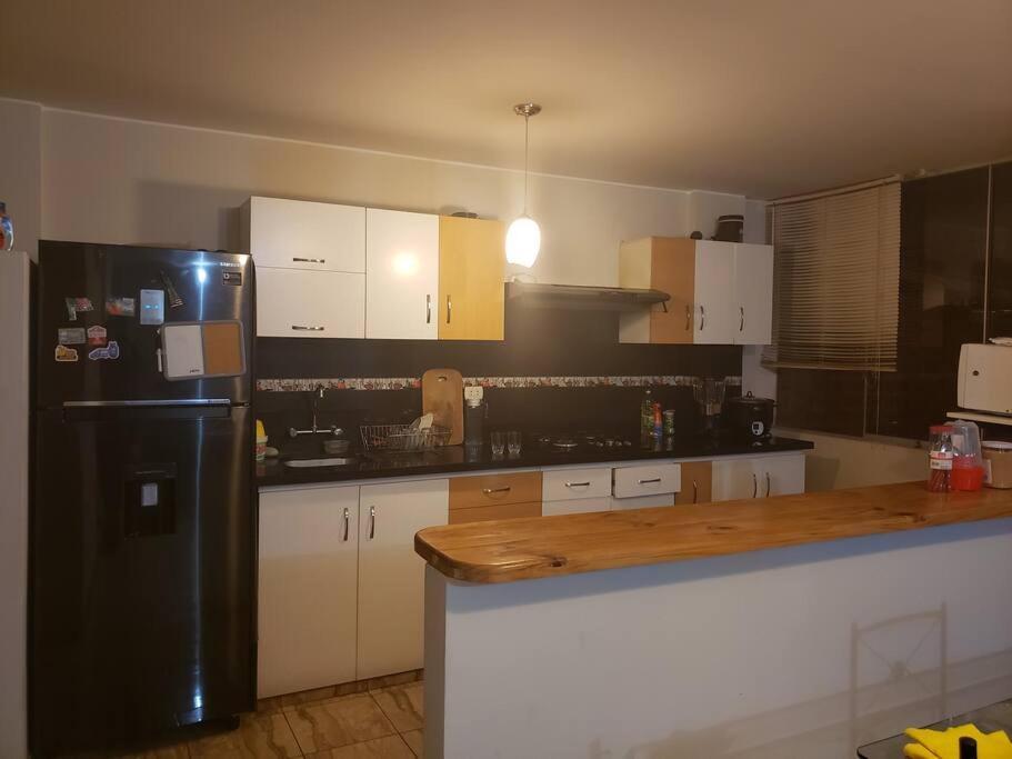 Departamento Amoblado En Ica Lägenhet Exteriör bild